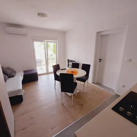 Apartament Babić *